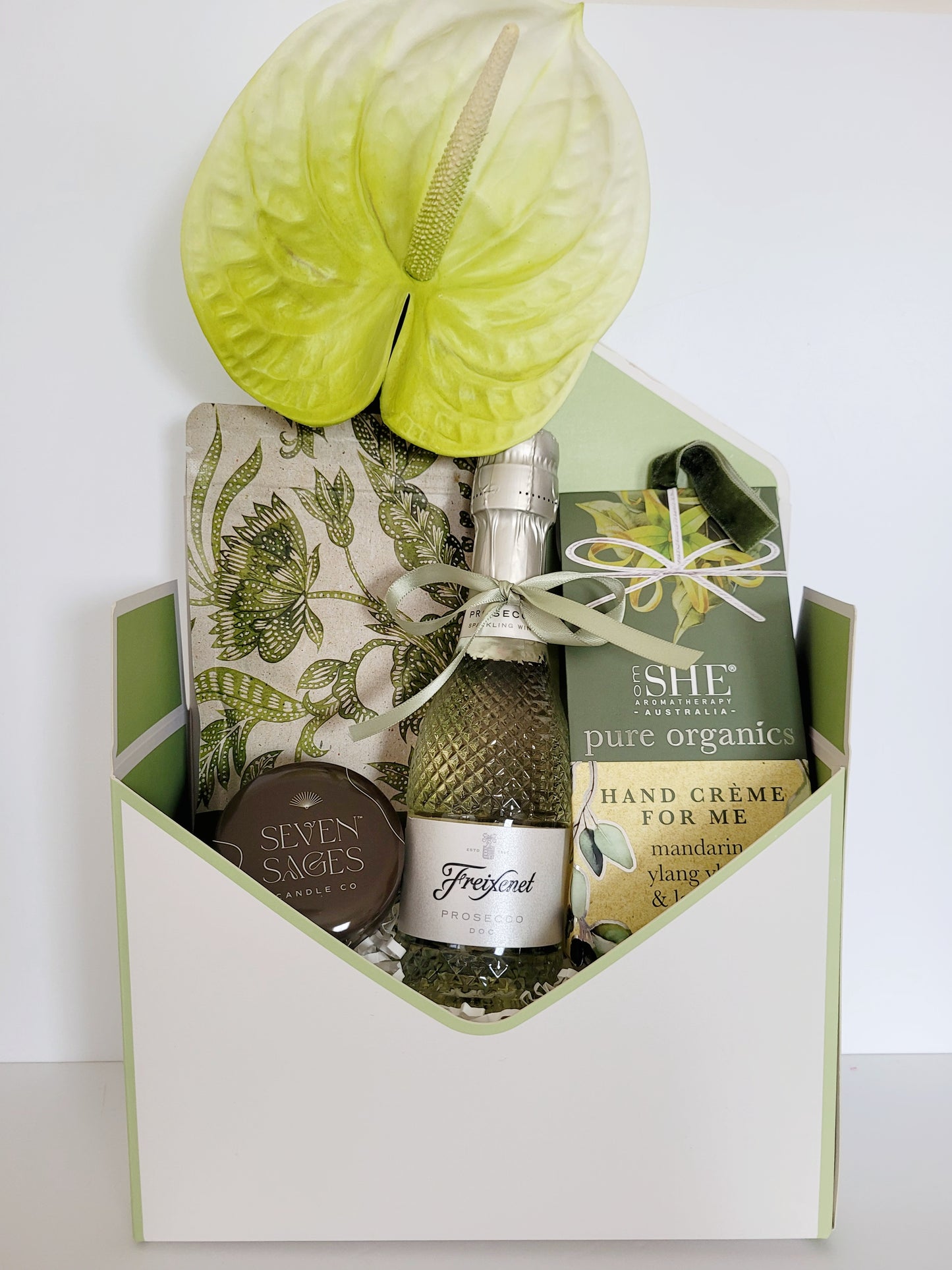 Retreat gift box